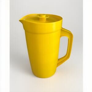 Perfect Storage Yellow Pitcher Push Seal #150 Retro MCM Vintage